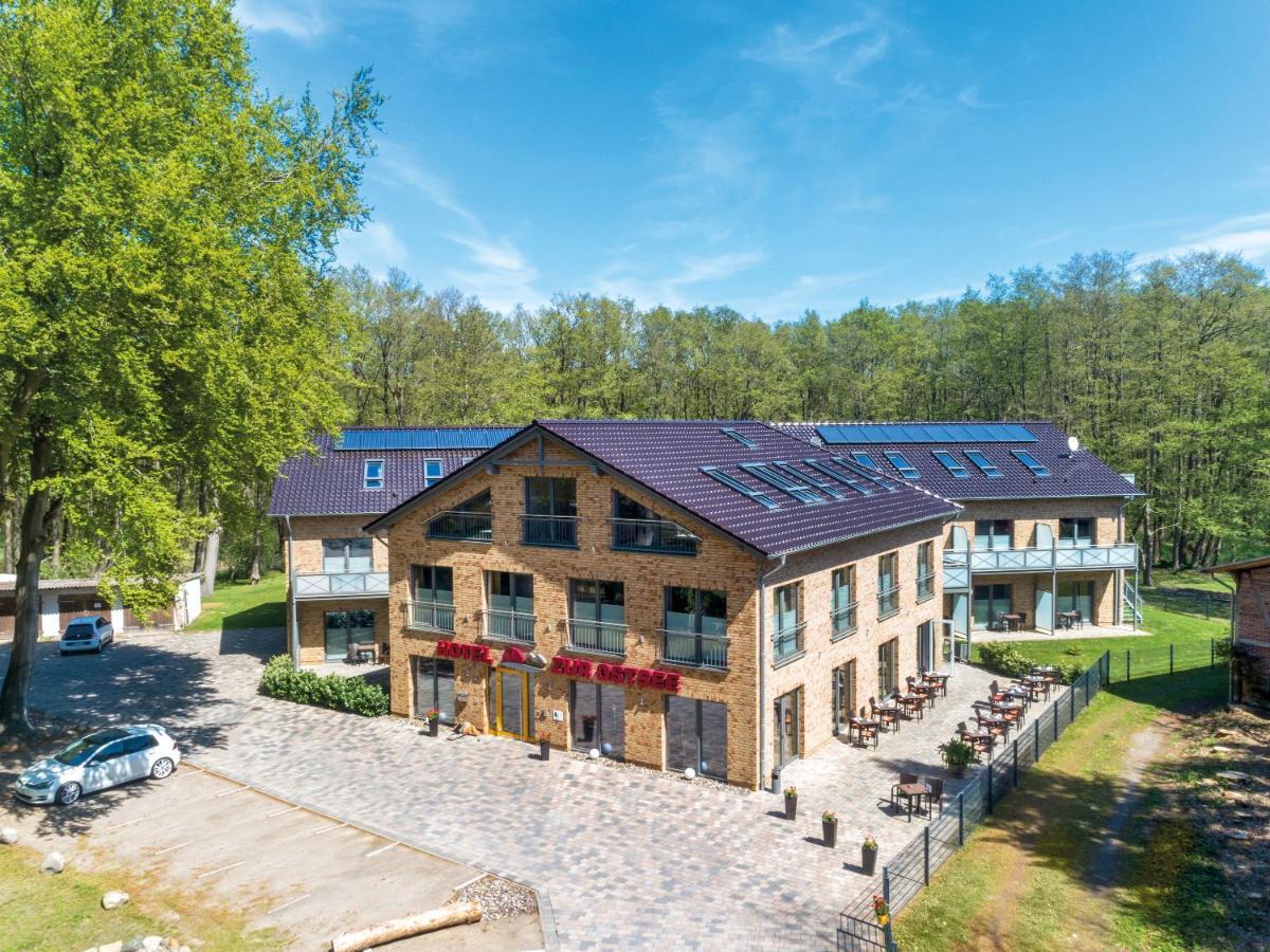 Hotel Zur Ostsee Graal-Mueritz Exterior foto
